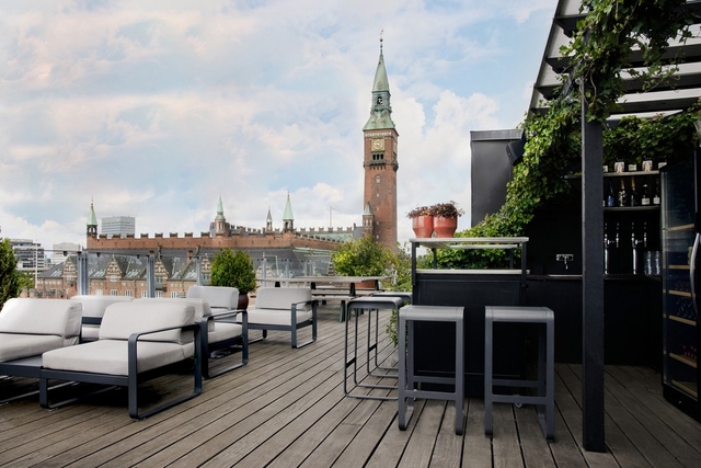 The Rooftop Bar at Hotel Danmark Logo